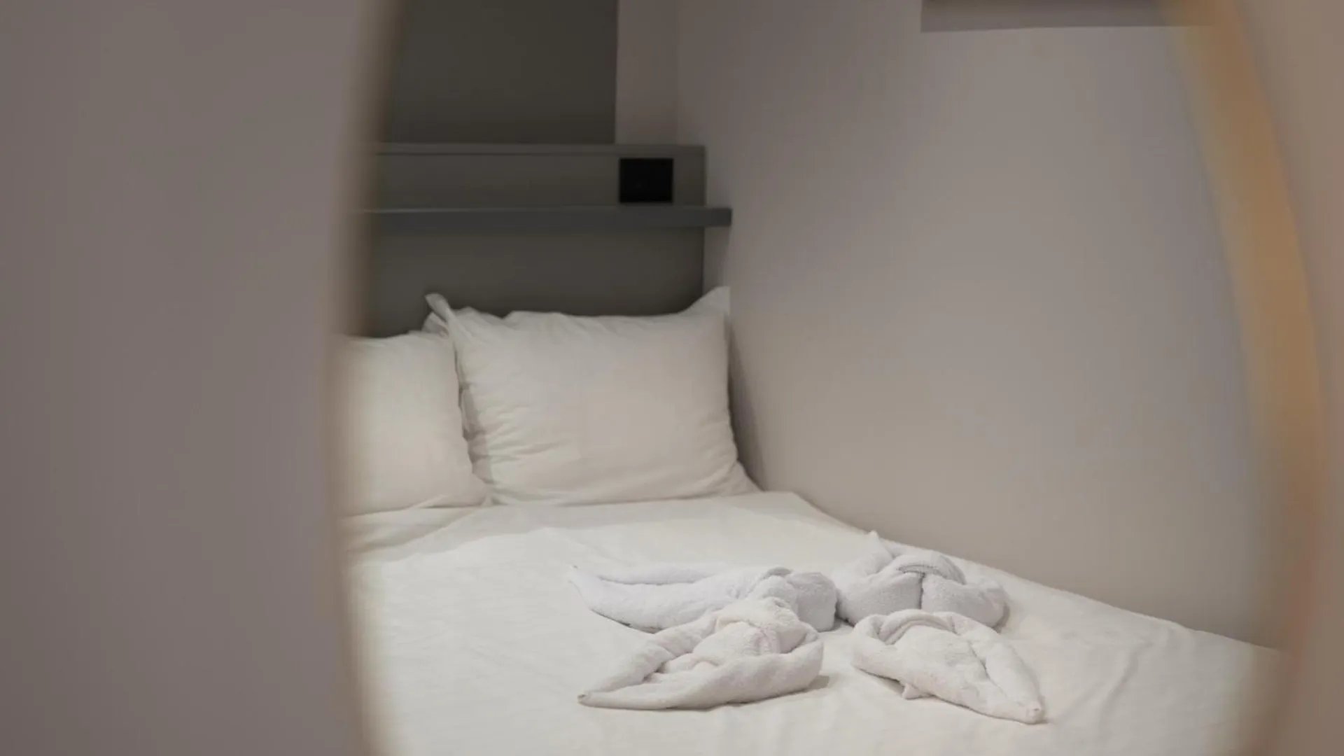 아파트 Central Studios With Patio Close To Sea 바르나