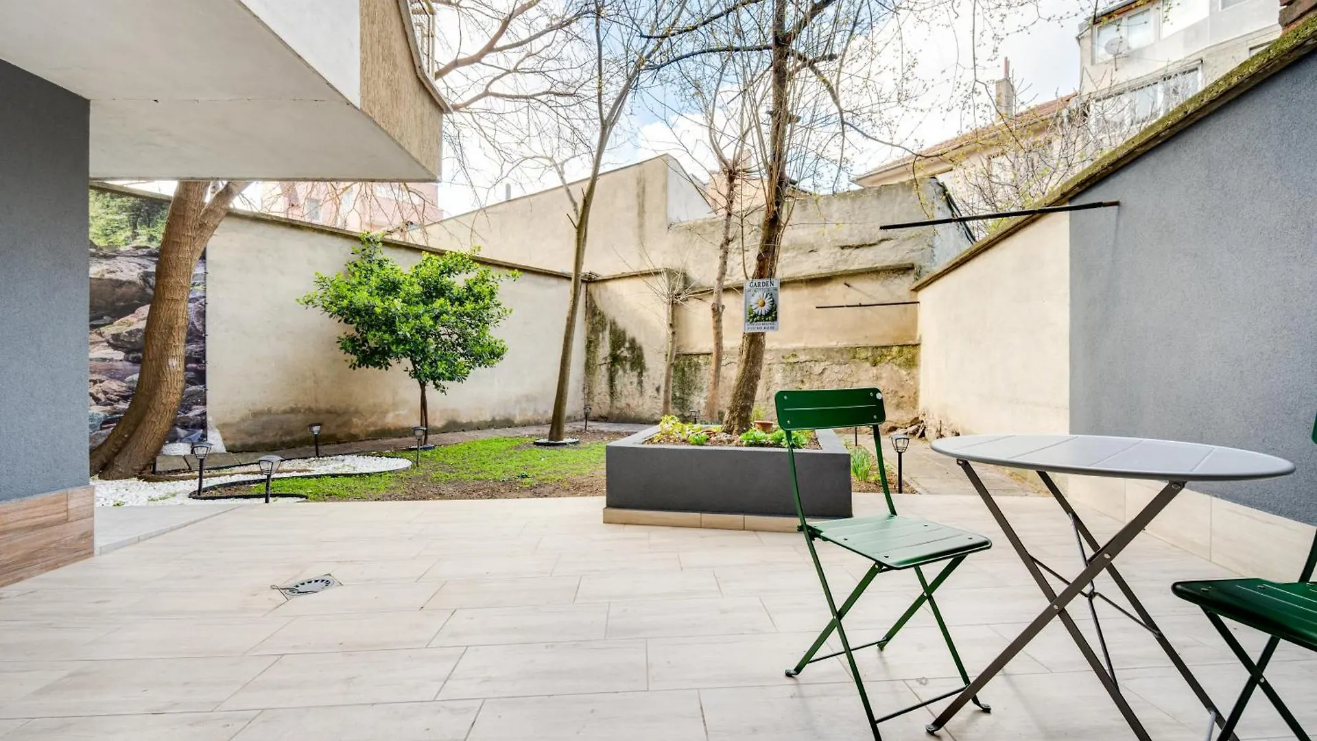 Central Studios With Patio Close To Sea Varna